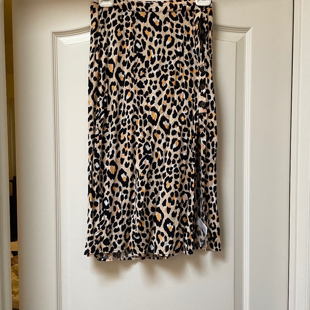 Midi Cheetah print skirt